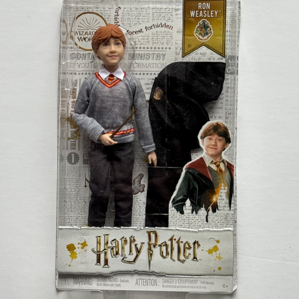 Mattel Ron Weasley Doll with Gray Sweater & Black Pants/with free PEZ dispenser